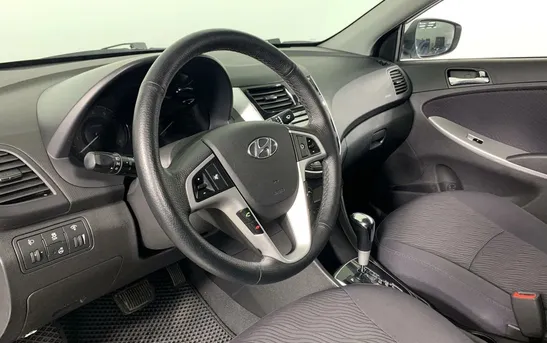 Hyundai Solaris 1.60 автомат, фото №1
