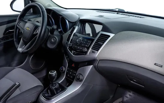 Chevrolet Cruze 1.60 механика, фото №1