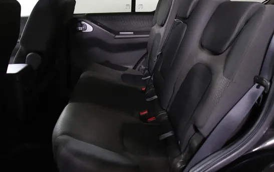 Nissan Pathfinder 2.50 механика, фото №1
