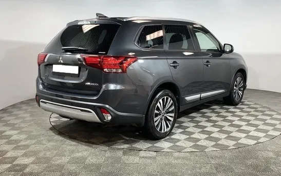 Mitsubishi Outlander 2.00 вариатор, фото №1
