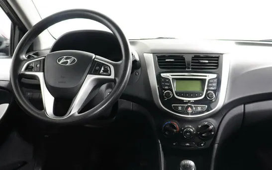 Hyundai Solaris 1.60 механика, фото №1