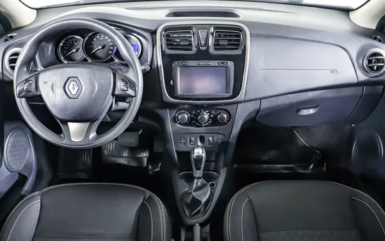 Renault Logan 1.60 автомат, фото №1