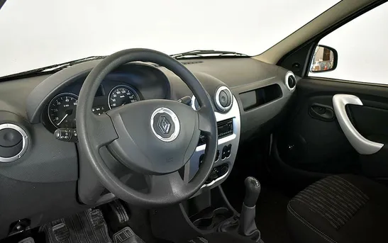 Renault Logan 1.60 механика, фото №1