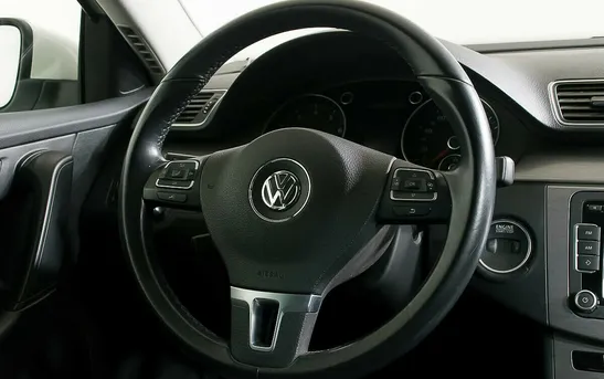 Volkswagen Passat 1.80 робот, фото №1
