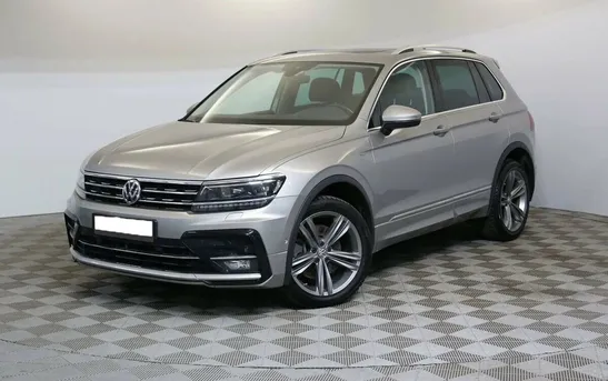 Volkswagen Tiguan 2.00 робот, фото №1