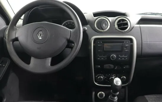 Renault Duster 1.60 механика, фото №1