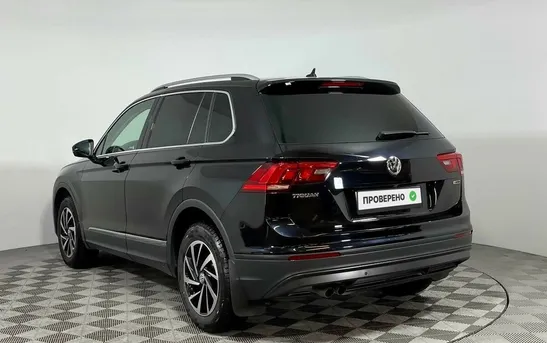 Volkswagen Tiguan 2.00 робот, фото №1