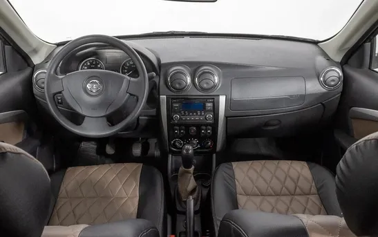 Nissan Almera 1.60 механика, фото №1