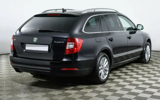 Skoda Superb 2.00 робот, фото №1