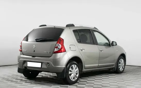 Renault Sandero 1.60 автомат, фото №1