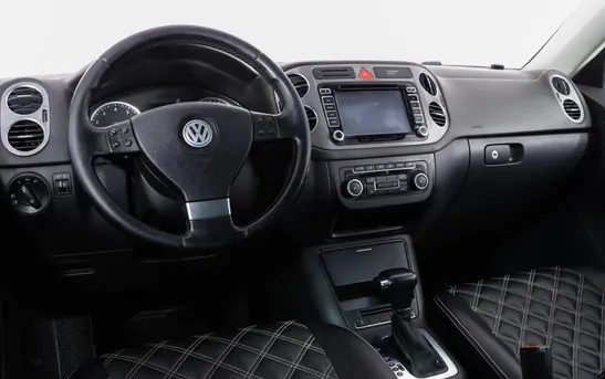 Volkswagen Tiguan 2.00 автомат, фото №1