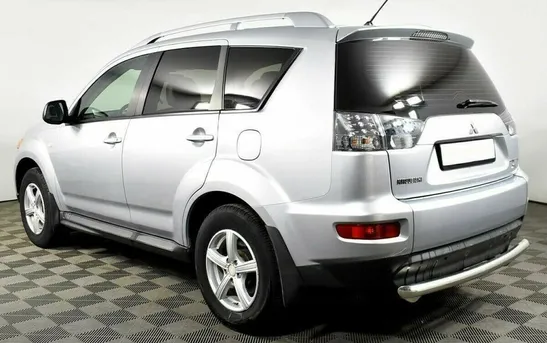 Mitsubishi Outlander 2.40 механика, фото №1
